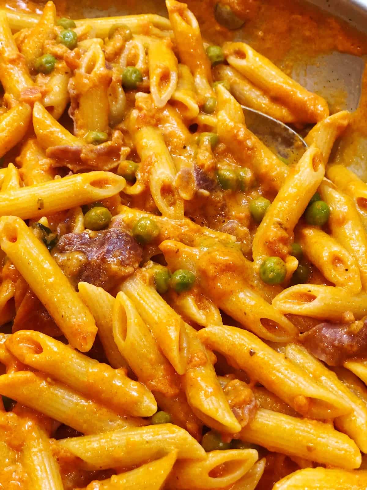 Easy Penne Alla Vodka With Prosciutto Keeping It Simple Italian