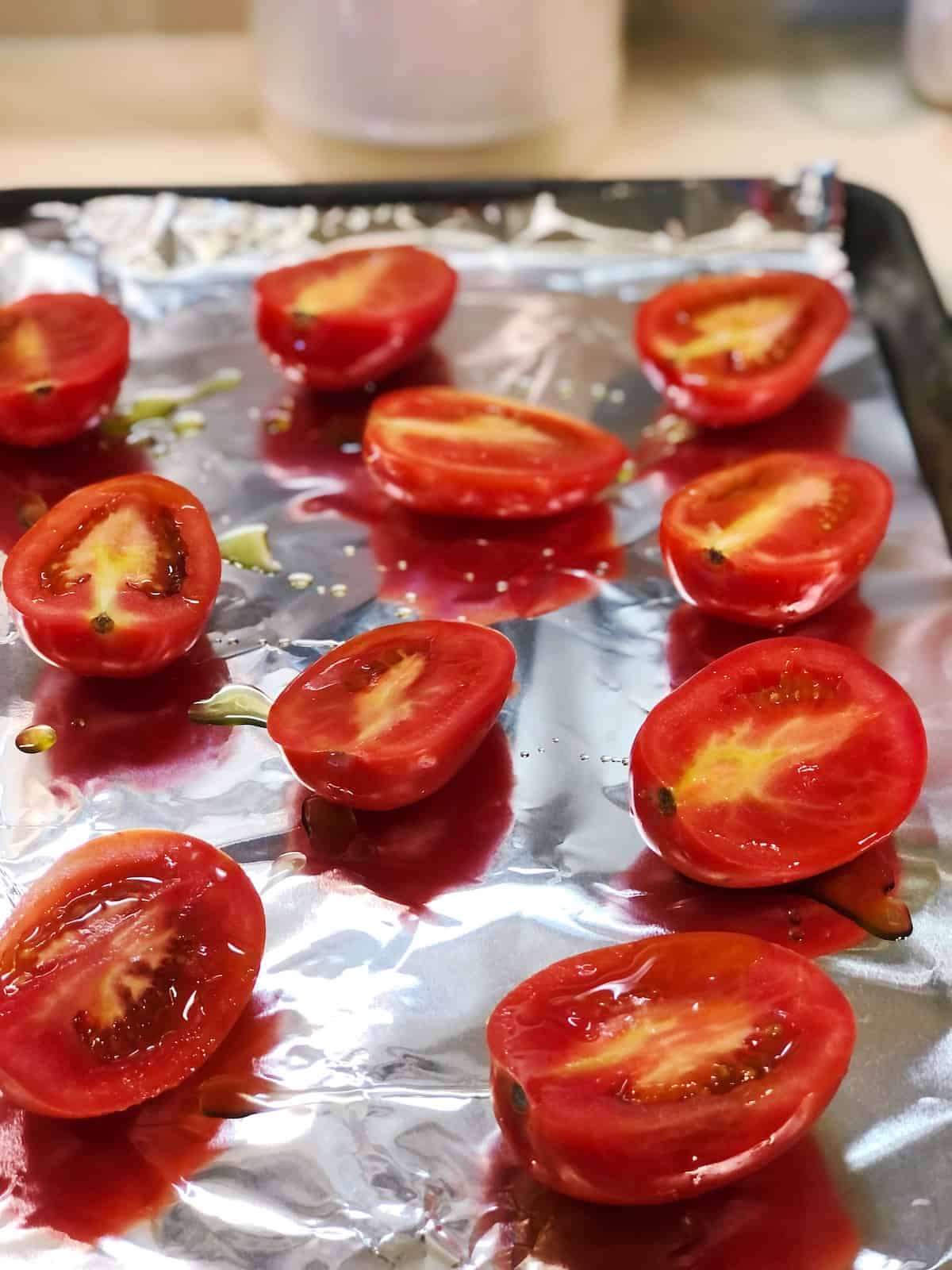 olive oil added to tomatoes