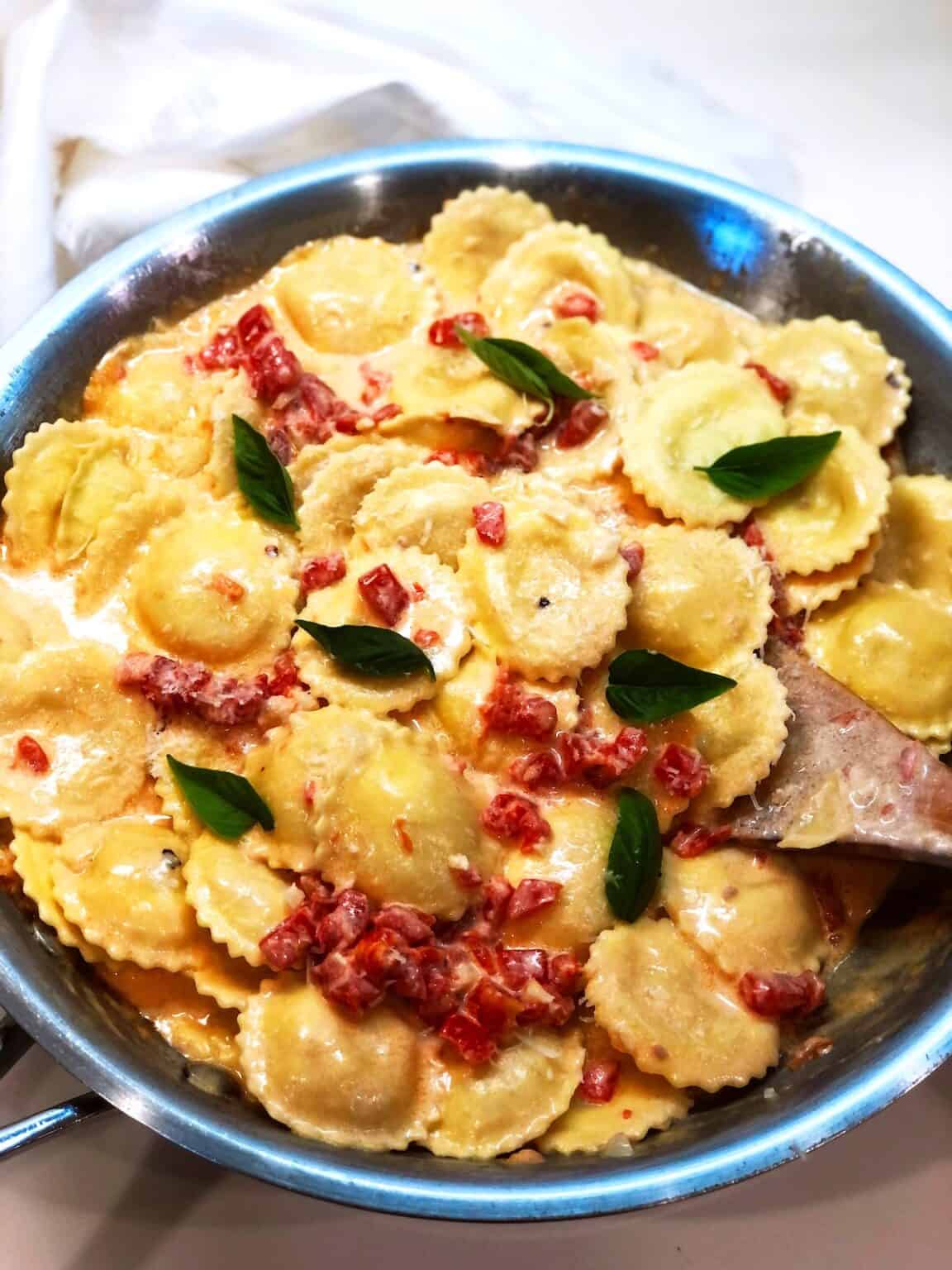 Easy Tomato Cream Sauce For Ravioli Keeping It Simple Italian