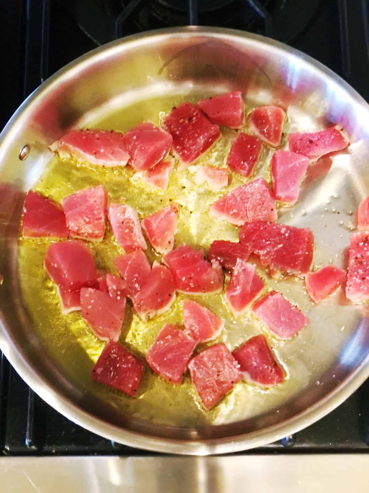 pasta al tonno tuna cooking