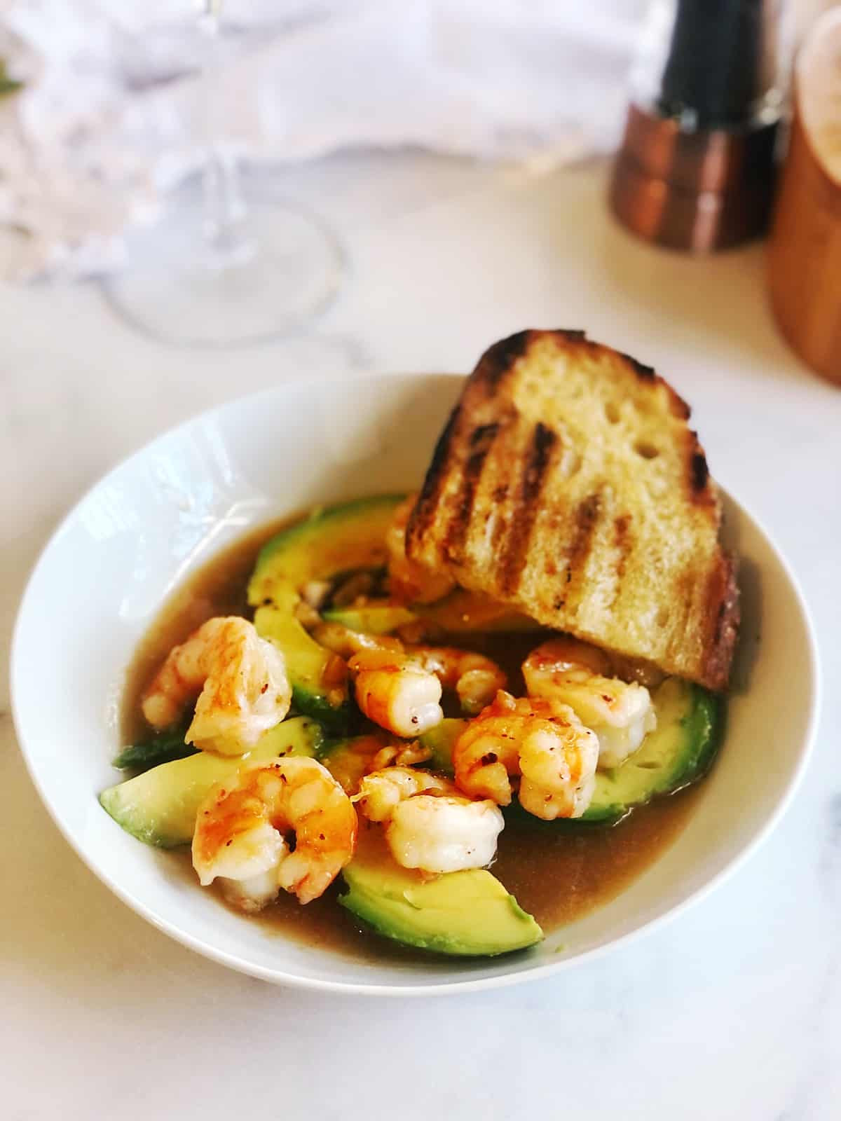 Italian shrimp and avocado bowl