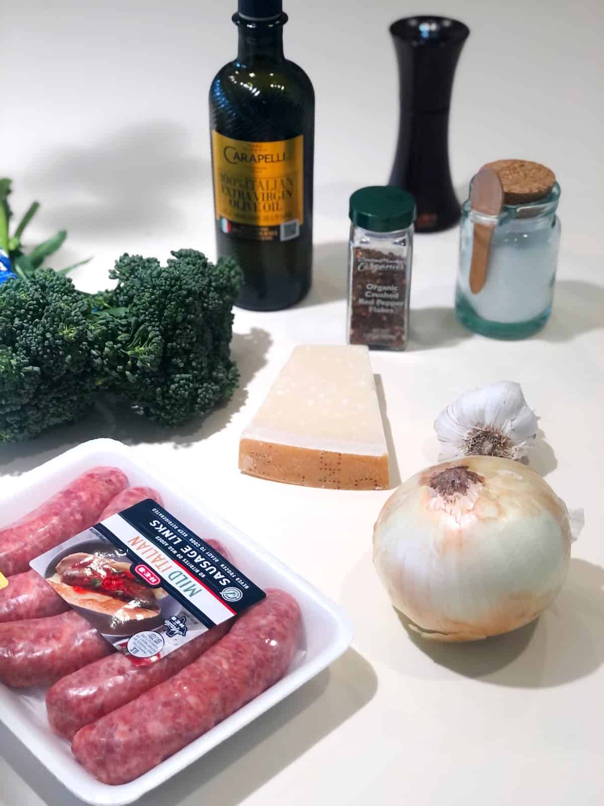 Ingredients for sausage broccolini pasta.