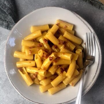 Carbonara in a bowl.