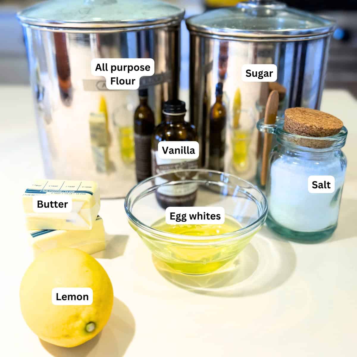 Ingredients for the lingue di gatto cookies.